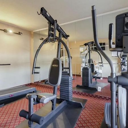 Hotel Hutchi Bell South Hutchinson Zewnętrze zdjęcie