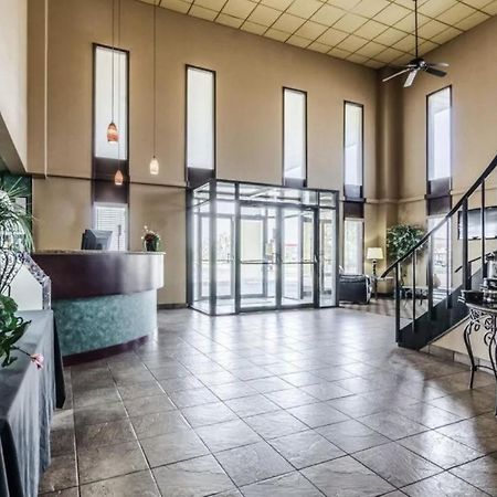 Hotel Hutchi Bell South Hutchinson Zewnętrze zdjęcie