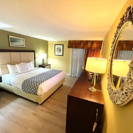 Hotel Hutchi Bell South Hutchinson Zewnętrze zdjęcie