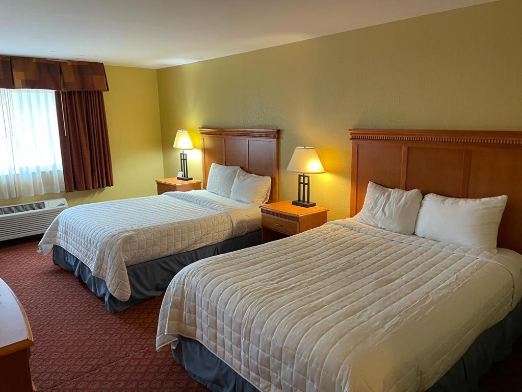 Hotel Hutchi Bell South Hutchinson Zewnętrze zdjęcie